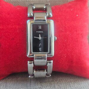 Fossil F2 Women Watch Silver Tone Chain Metal Band Analog Quartz Wristwatch